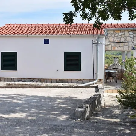 Holiday House Rukavac *